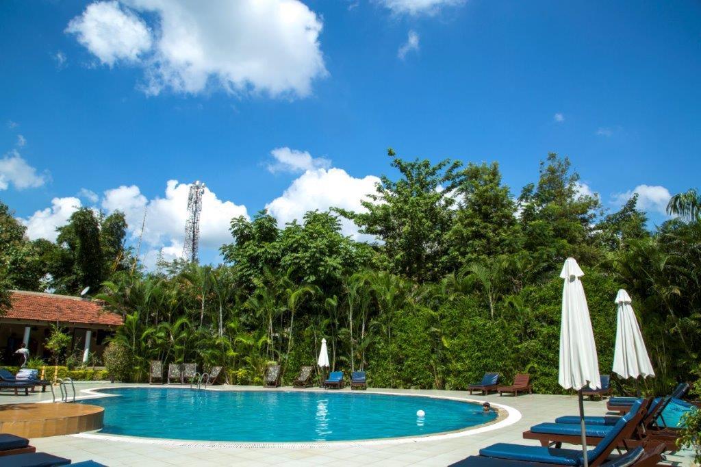 Tiger'S Den Resort Bandhavgarh National Park Bagian luar foto